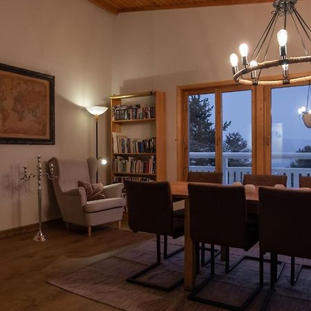 Berggatan Villa - Lagenhet 1 Фунесдален Экстерьер фото
